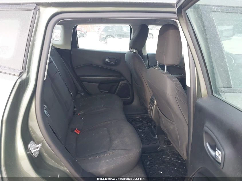 Jeep Compass 2.4L I-4 VVT, 180HP 4X4 Drive | Mobile.bg � ����������� 13