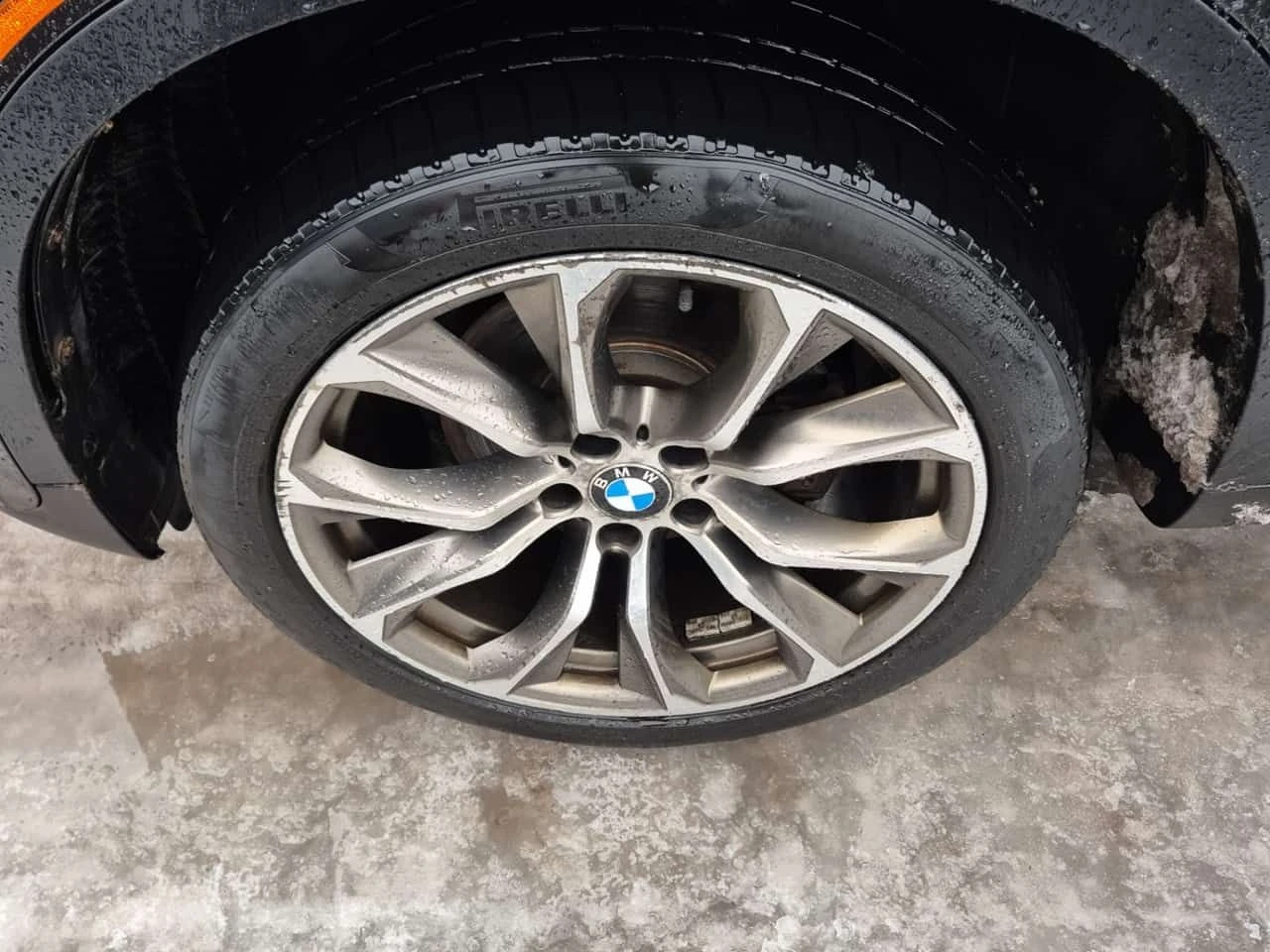 BMW X6 xDrive35i/CARFAX/ШИБИДАХ/ПОДГРЕВИ, снимка 5 - Автомобили и джипове - 53740629