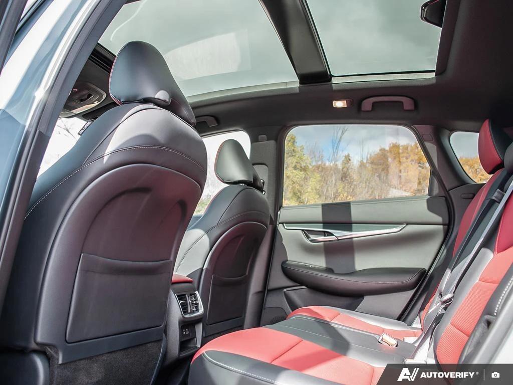 Infiniti QX50  SPORT| 360| PANO| ОБДУХВАНЕ| KEYLESS| , снимка 15 - Автомобили и джипове - 53770728