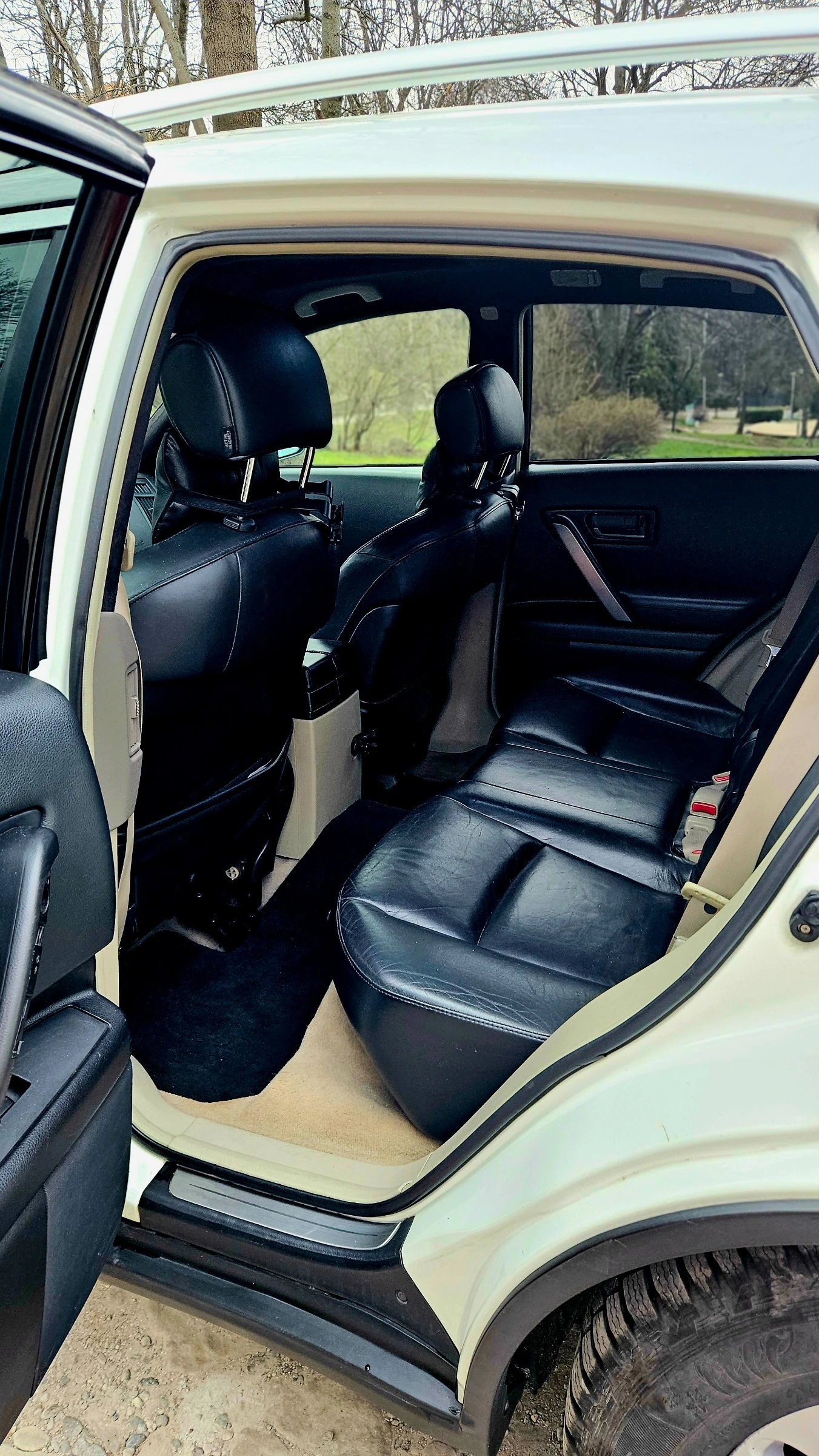 Infiniti Fx 35, снимка 11 - Автомобили и джипове - 53932426