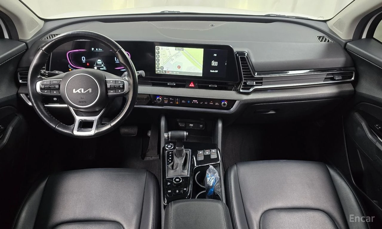 Kia Sportage 1.6T* TRENDY* DIGITAL* REAR-CAMERA* , снимка 6 - Автомобили и джипове - 54609822
