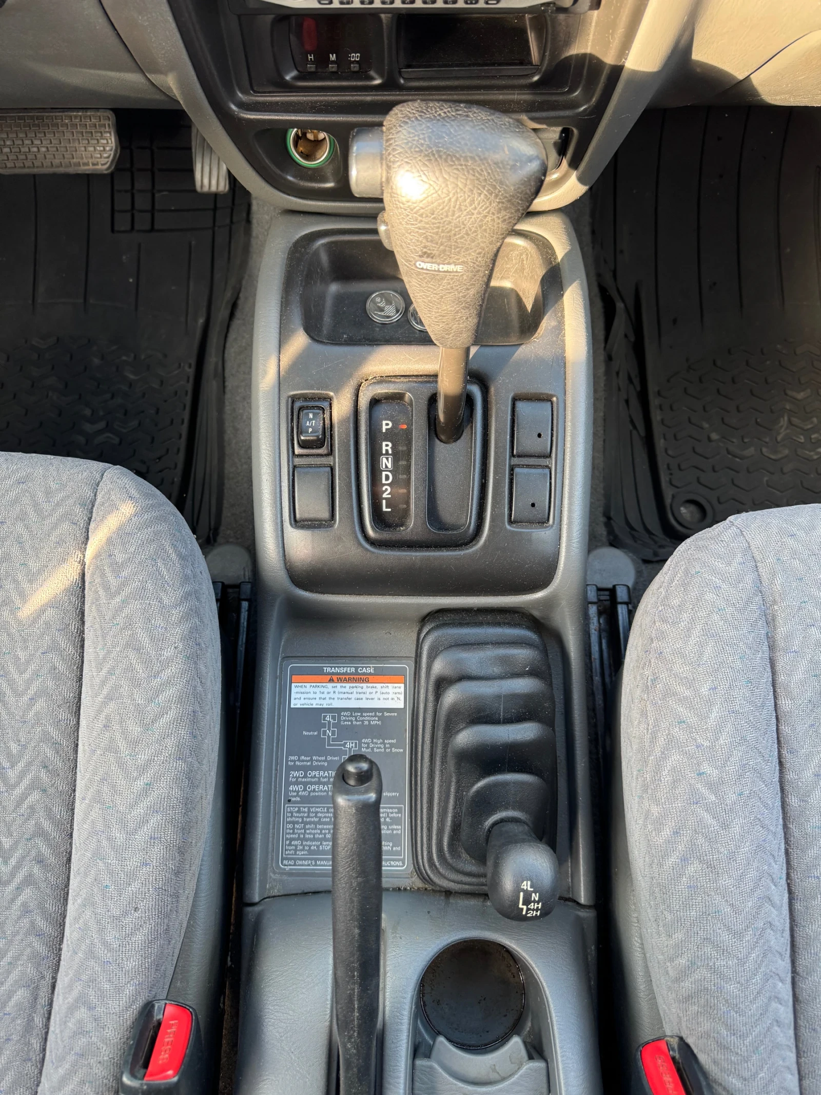 Suzuki Grand vitara 2.5 V6, снимка 12 - Автомобили и джипове - 55393294