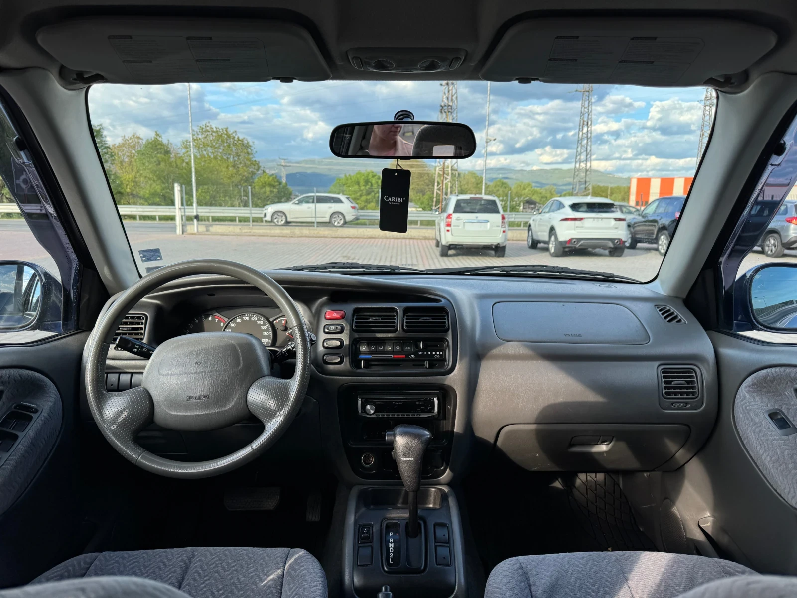 Suzuki Grand vitara 2.5 V6, снимка 10 - Автомобили и джипове - 55393294