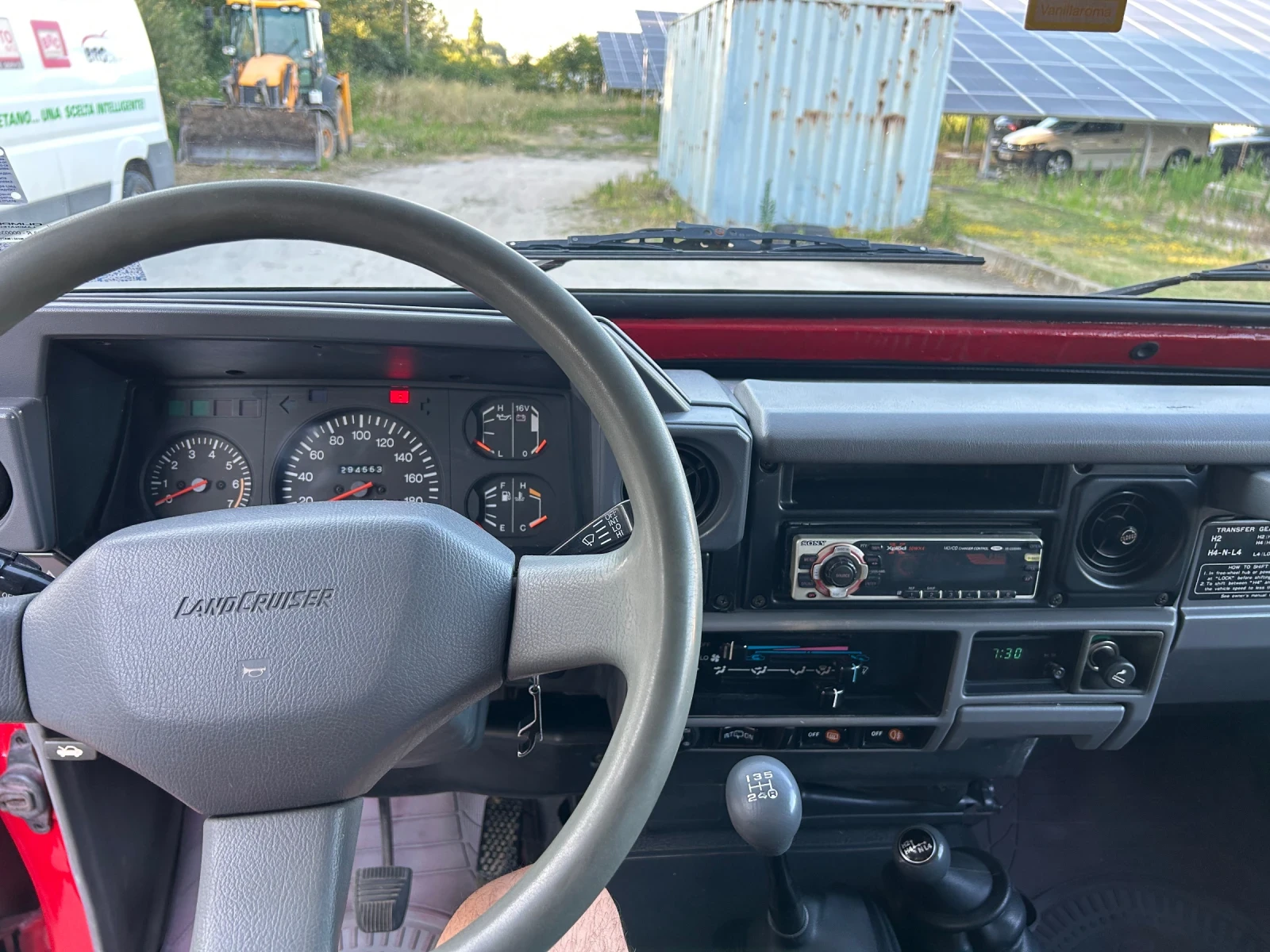 Toyota Land cruiser J73, снимка 11 - Автомобили и джипове - 55450014