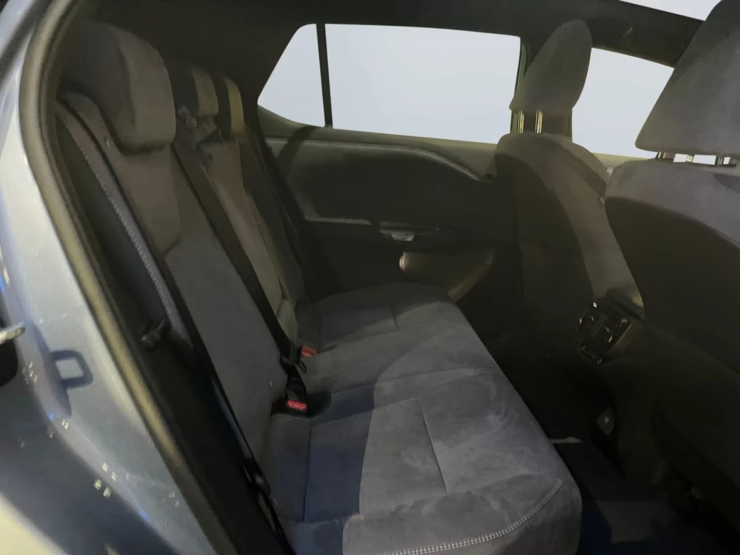 Lexus RZ 500e LUXURY/381HP/STEER-BY-WIRE/PANO/360/HUD/615q, снимка 14 - Автомобили и джипове - 55723404