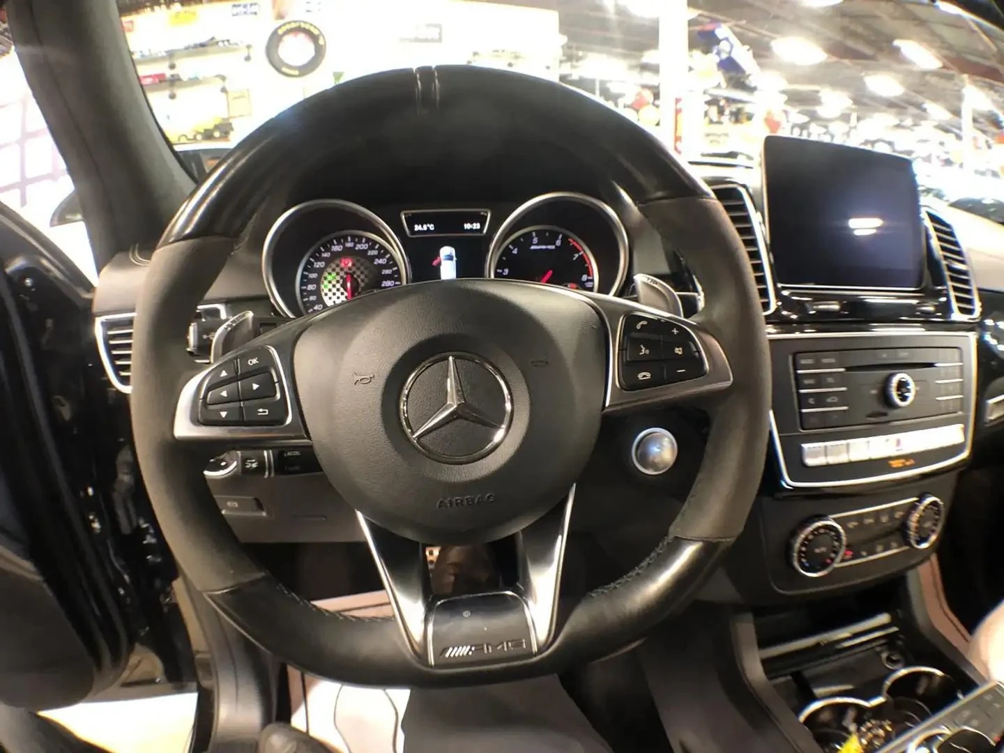 Mercedes-Benz GLE 43 AMG ЦЕНА ДО БЪЛГАРИЯ АВТОКРЕДИТ, снимка 13 - Автомобили и джипове - 55826244