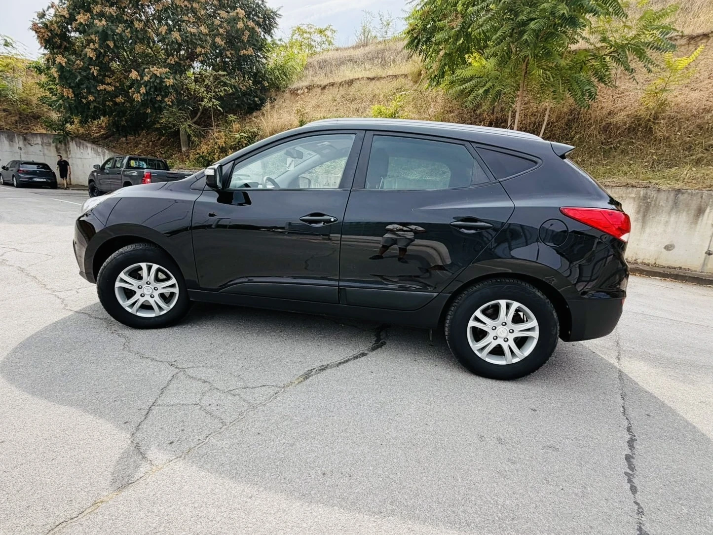 Hyundai IX35 2.0 I Ръчка 4х4 Швейцария, снимка 8 - Автомобили и джипове - 56138163