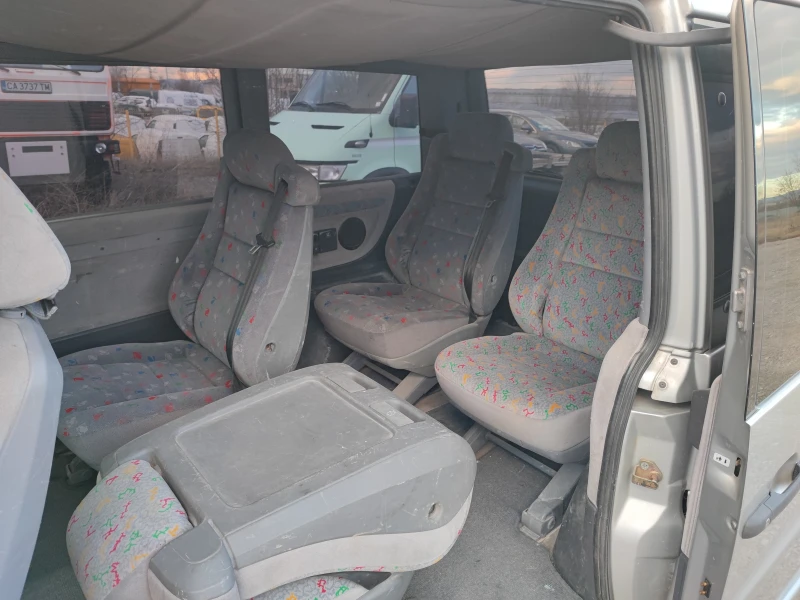 Mercedes-Benz Vito V230 TD - AВТОМАТ - КЛИМТИК- 6 МЕСТА, снимка 13 - Бусове и автобуси - 48637612