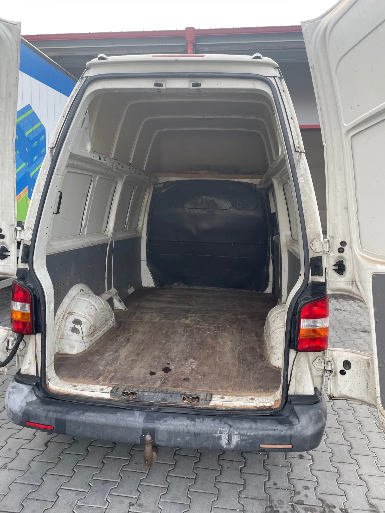 VW Transporter 1.9 TDI дълга база - изображение 5