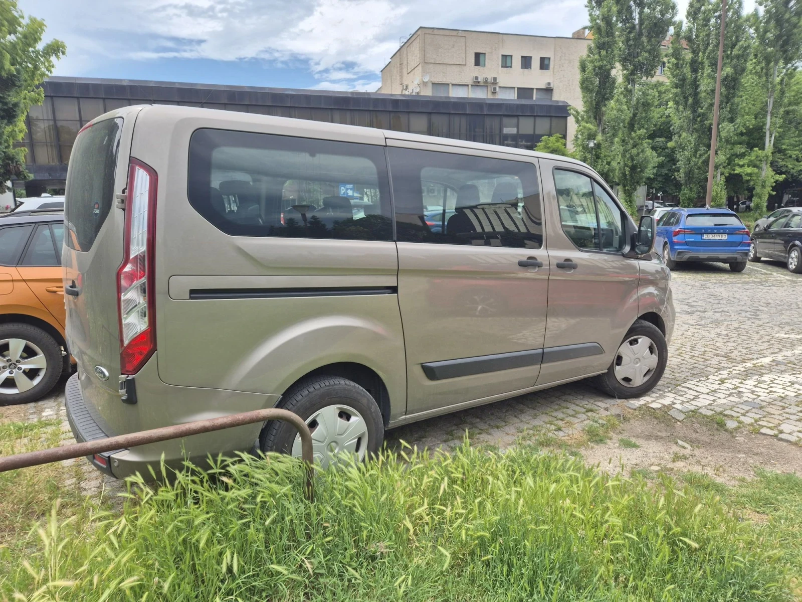 Ford Transit Custom, снимка 2 - Бусове и автобуси - 55569904