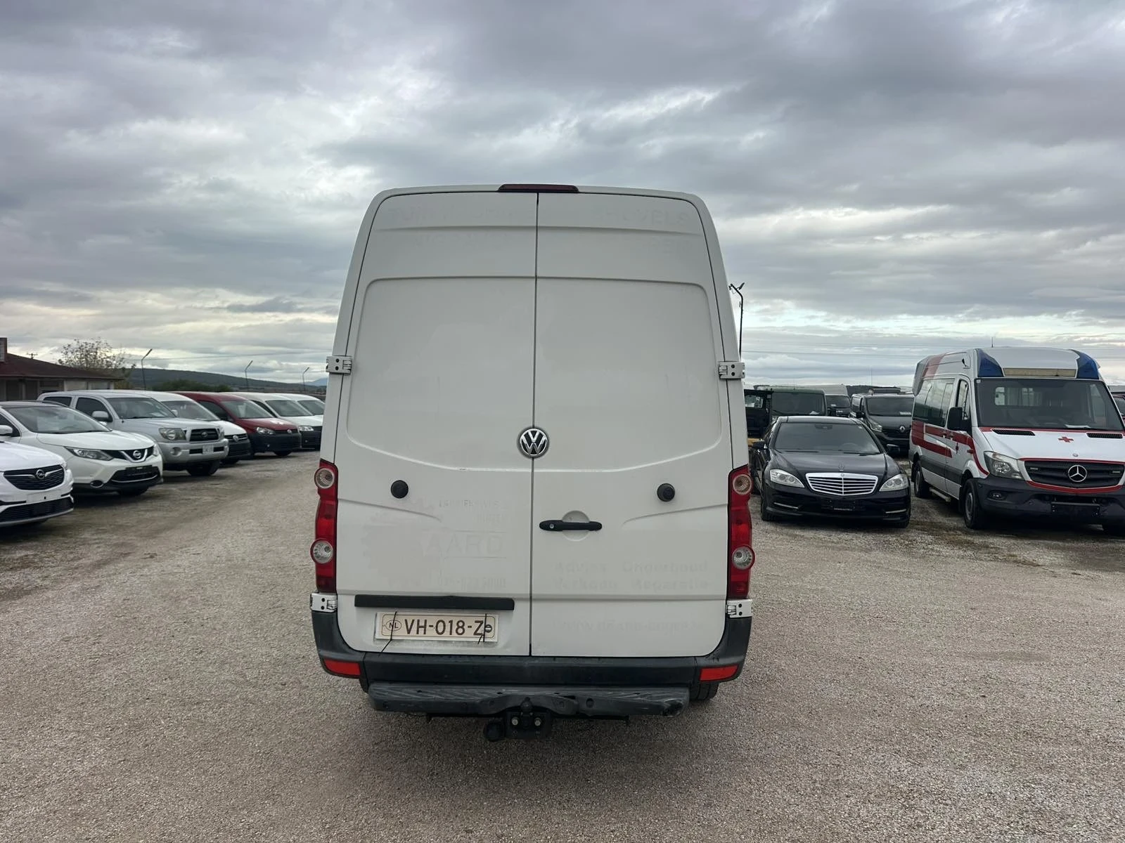 VW Crafter, снимка 5 - Бусове и автобуси - 56457451