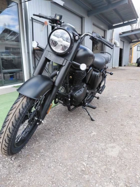 Royal Enfield Classic 350 Stealth Black | Auto.bg — изображение 4