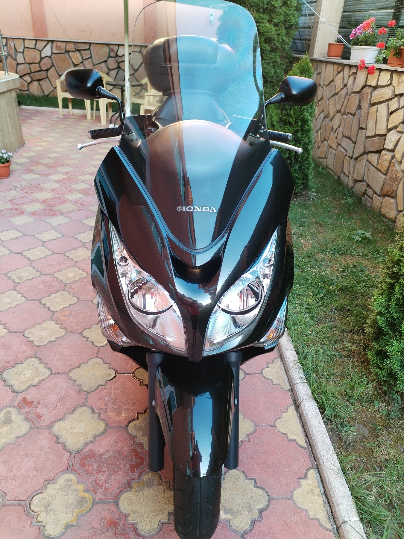 Honda Silver Wing S-WT 600 ABS PERFEKTEN!!! , снимка 8 - Мотоциклети и мототехника - 55081704