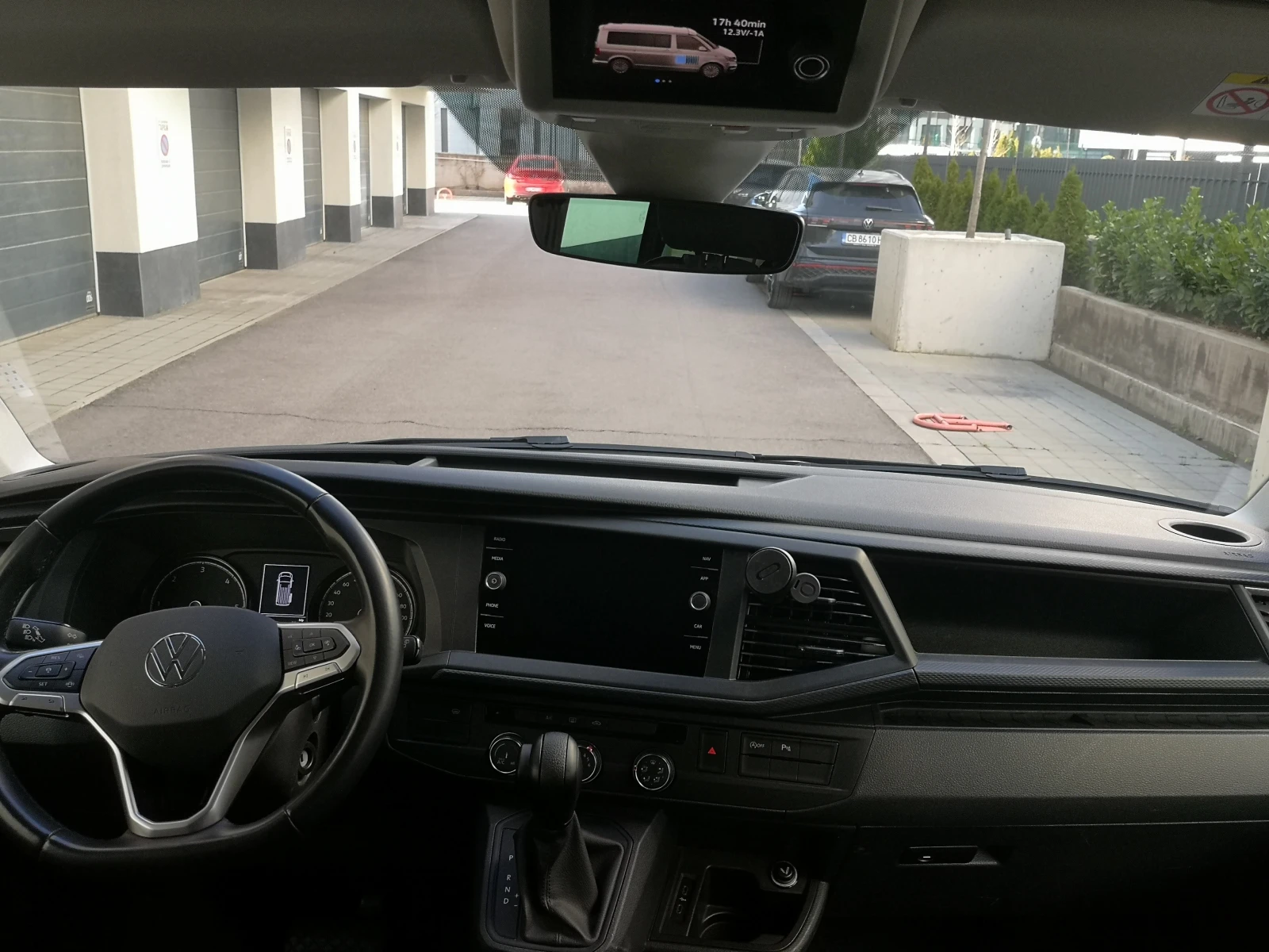 Кемпер VW California Beach T6.1 6+ 1 Места Автоматик, снимка 12 - Каравани и кемпери - 53449607