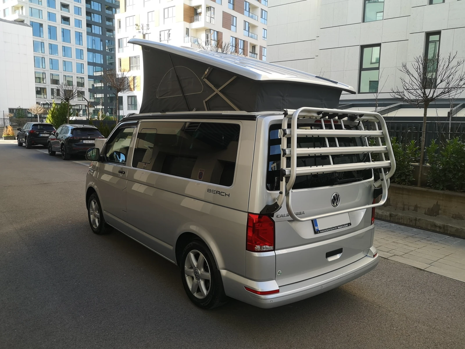 Кемпер VW California Beach T6.1 6+ 1 Места Автоматик - изображение 4
