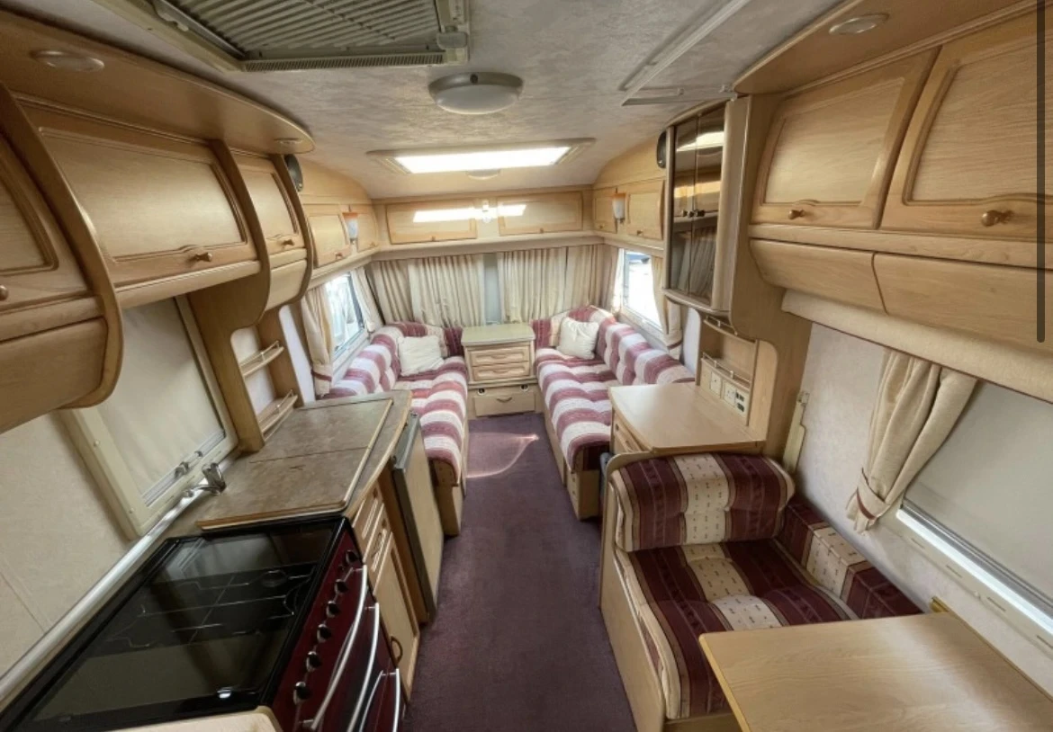 Каравана Coachmen Pastiche , снимка 7 - Каравани и кемпери - 54316976