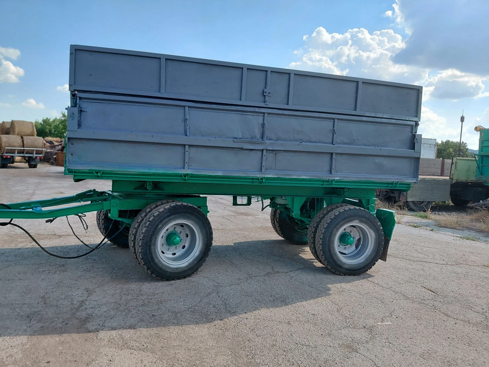 За камион Wielton, снимка 11 - Ремаркета - 55079340