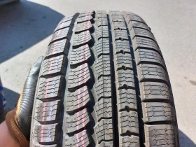Гуми Зимни 215/60R16, снимка 1
