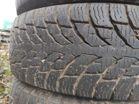 Гуми Зимни 265/75R16, снимка 3