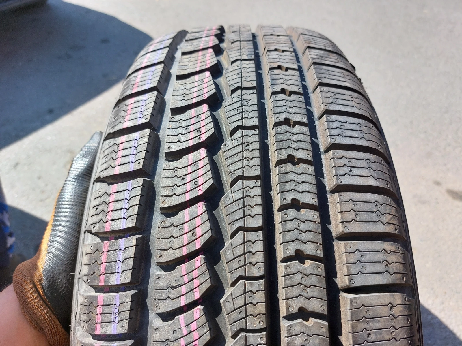 ���� 215/60R16 | Mobile.bg � ����������� 1