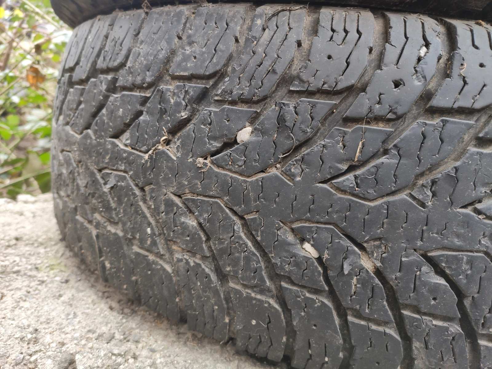 Гуми Зимни 265/75R16, снимка 5 - Гуми и джанти - 54655366