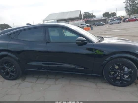 Ford Mustang Mach-E Mach-E Premium, снимка 13