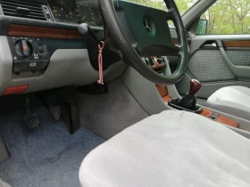 Mercedes-Benz 124 Комби, снимка 17