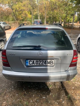 Mercedes-Benz C 220, снимка 4