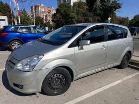 Toyota Corolla verso, снимка 4