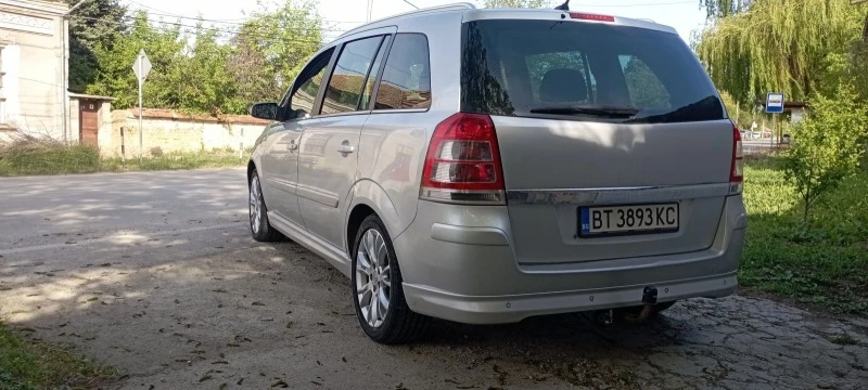 Opel Zafira 1.7/125, снимка 4 - Автомобили и джипове - 47379996