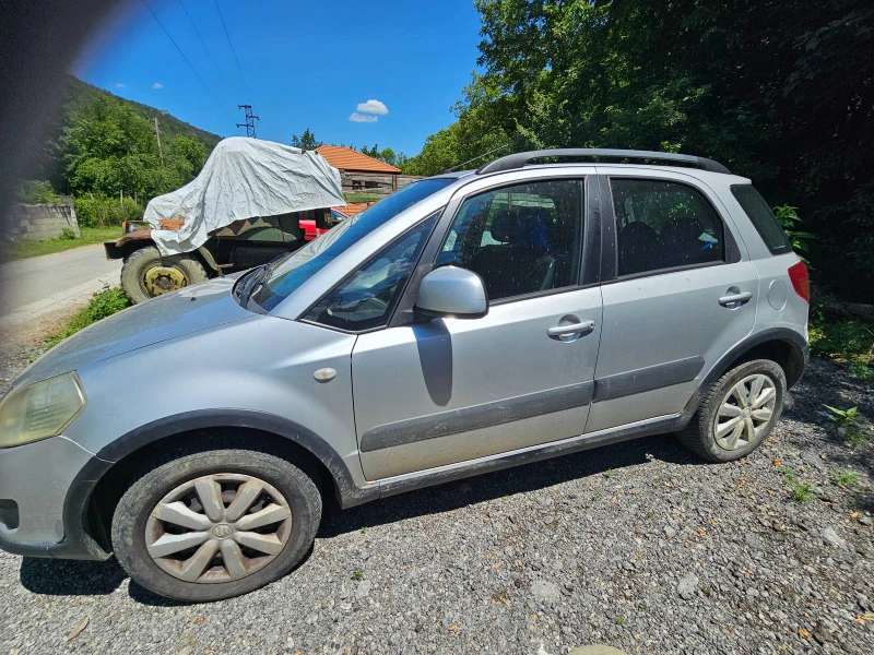 Suzuki SX4 4x4, снимка 3 - Автомобили и джипове - 47405423