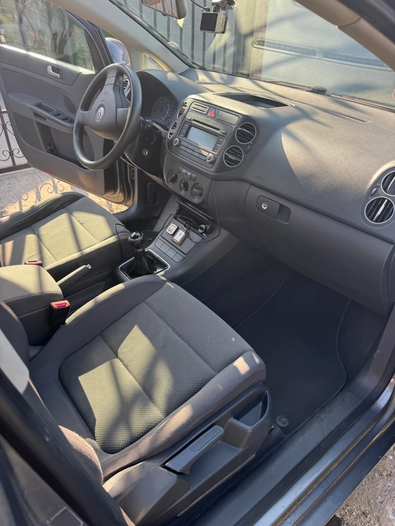 VW Golf Plus, снимка 8 - Автомобили и джипове - 47406479