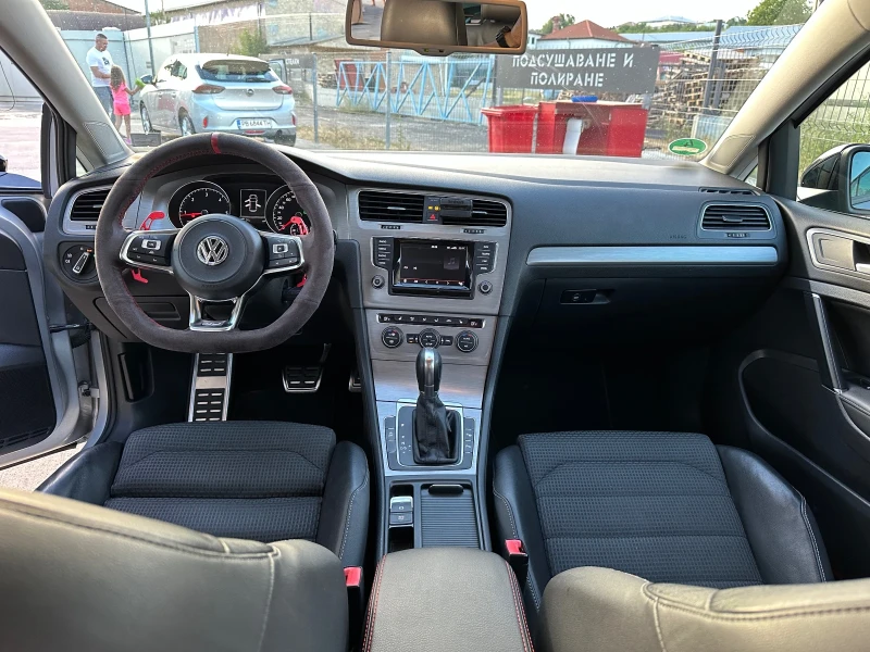 VW Golf 2.0 TDI, снимка 16 - Автомобили и джипове - 47584878