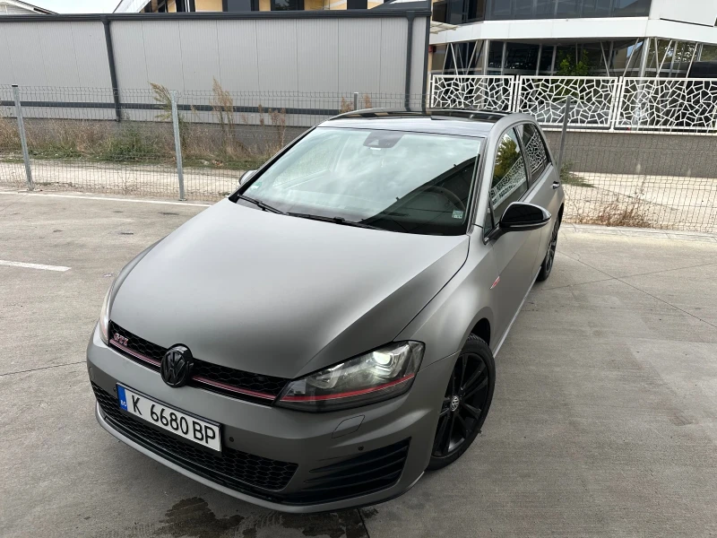 VW Golf 2.0 TDI, снимка 4 - Автомобили и джипове - 47584878