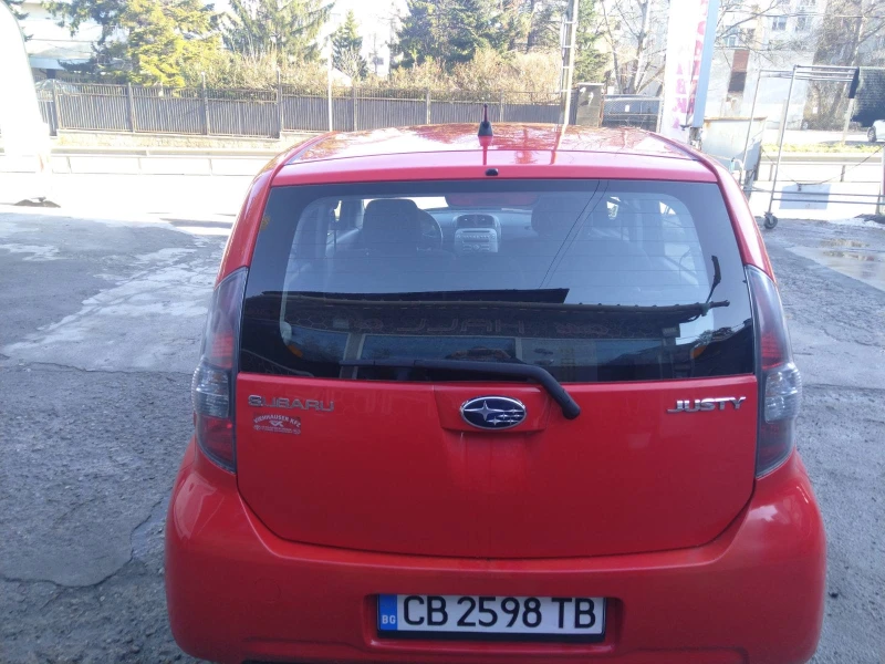 Subaru Justy 1, 0 АГУ, снимка 6 - Автомобили и джипове - 48622588