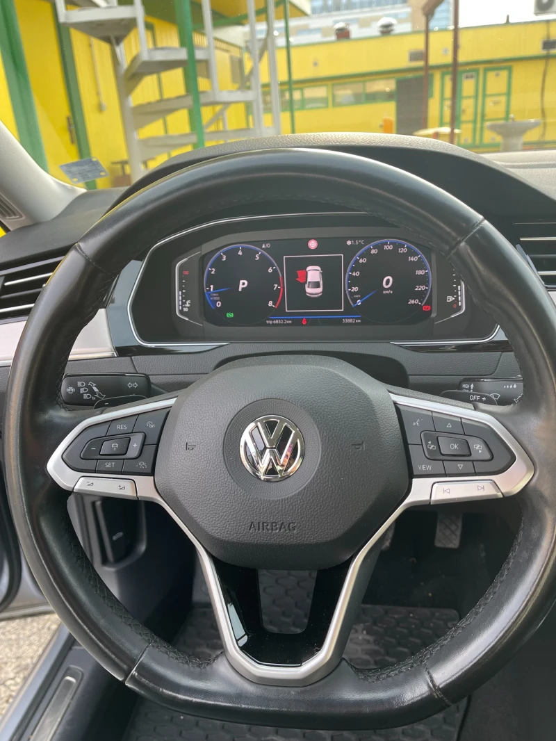 VW Passat, снимка 14 - Автомобили и джипове - 48756867