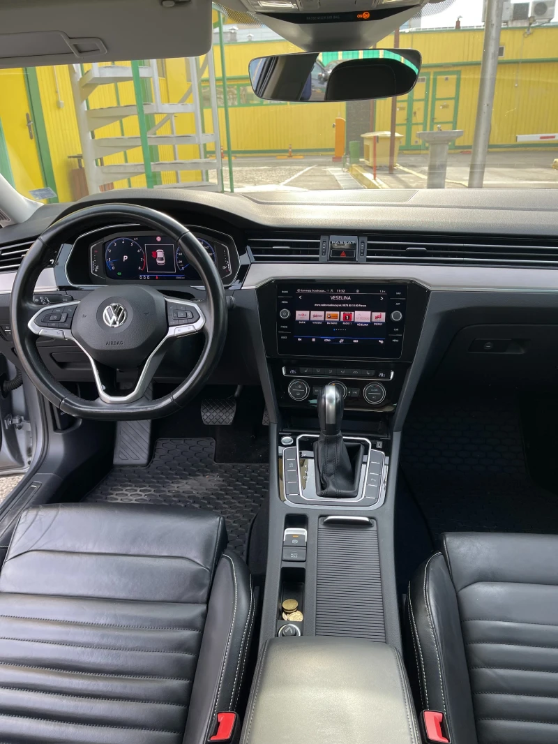 VW Passat, снимка 13 - Автомобили и джипове - 48756867