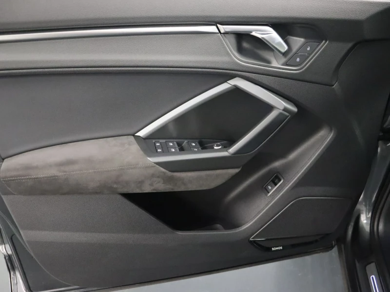 Audi RSQ3 S-TRONIC* SONOS* DISTR* PANO* QUATTRO* , снимка 4 - Автомобили и джипове - 50189773