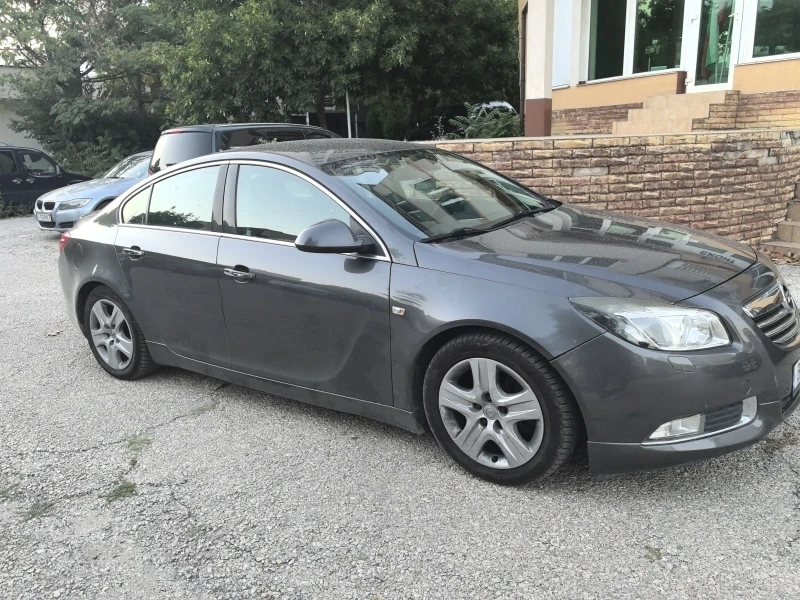 Opel Insignia 2.8 v6 4x4, снимка 2 - Автомобили и джипове - 52368258