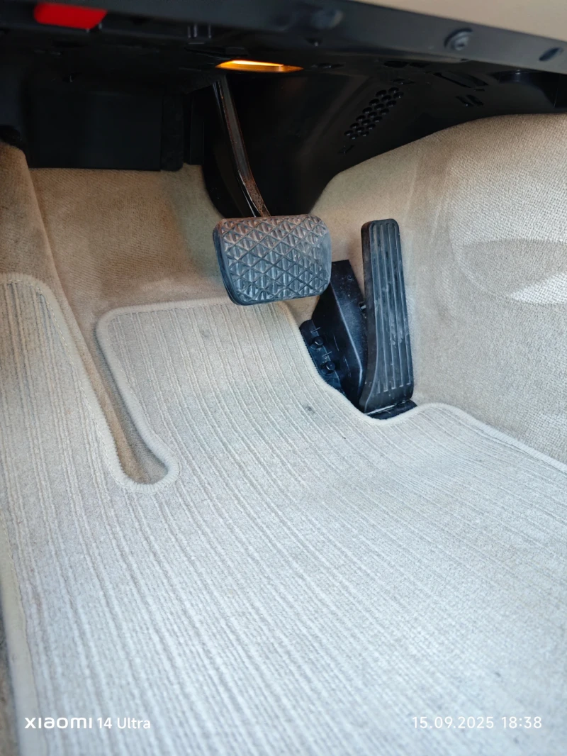 Mercedes-Benz E 350 100% Реален/Швейцария , снимка 13 - Автомобили и джипове - 51821390