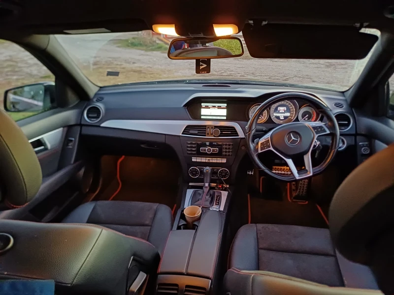 Mercedes-Benz C 250, снимка 6 - Автомобили и джипове - 52262503