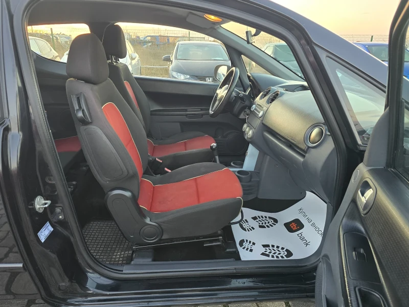 Mitsubishi Colt 1.3i 95кс ЕВРО 4, снимка 11 - Автомобили и джипове - 52380427