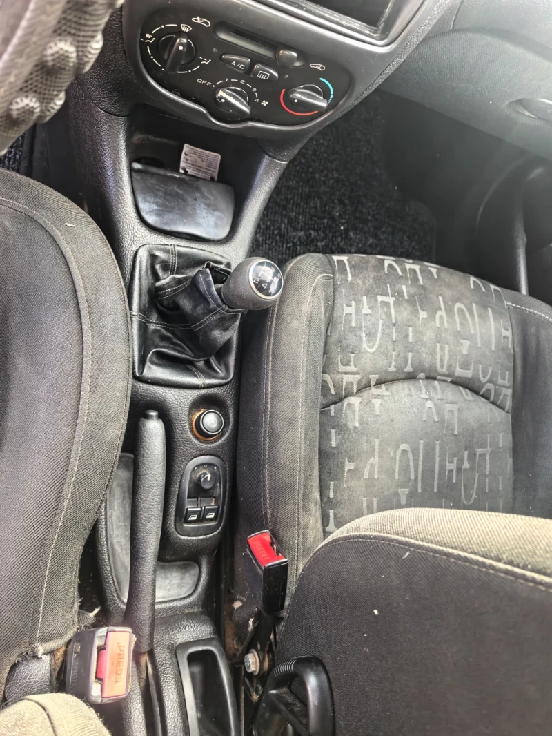 Peugeot 206 1.4бензин/газ, снимка 6 - Автомобили и джипове - 52743597