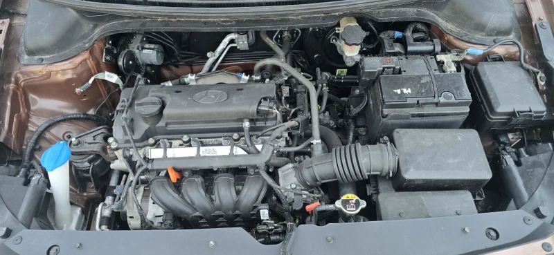 Hyundai I20 1.4 i-AUTOMATIC, снимка 16 - Автомобили и джипове - 53076449