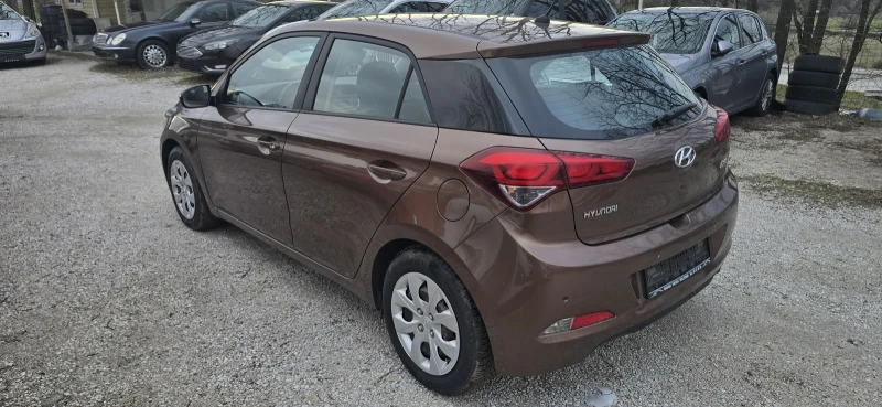 Hyundai I20 1.4 i-AUTOMATIC, снимка 3 - Автомобили и джипове - 53076449
