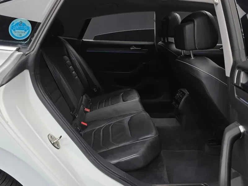 VW Arteon 2.0 Tdi Prestige, снимка 12 - Автомобили и джипове - 55391022