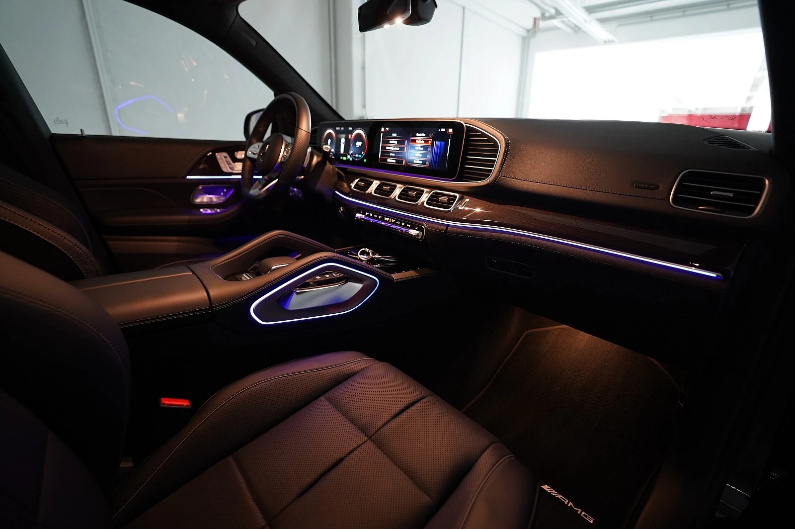 Mercedes-Benz GLS580 6+ 1 | Mobile.bg   11