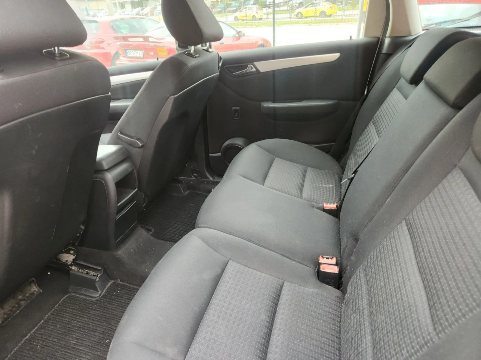 Mercedes-Benz B 180 2.0 Дизел, Автомат, 109 к.с, Face - изображение 9