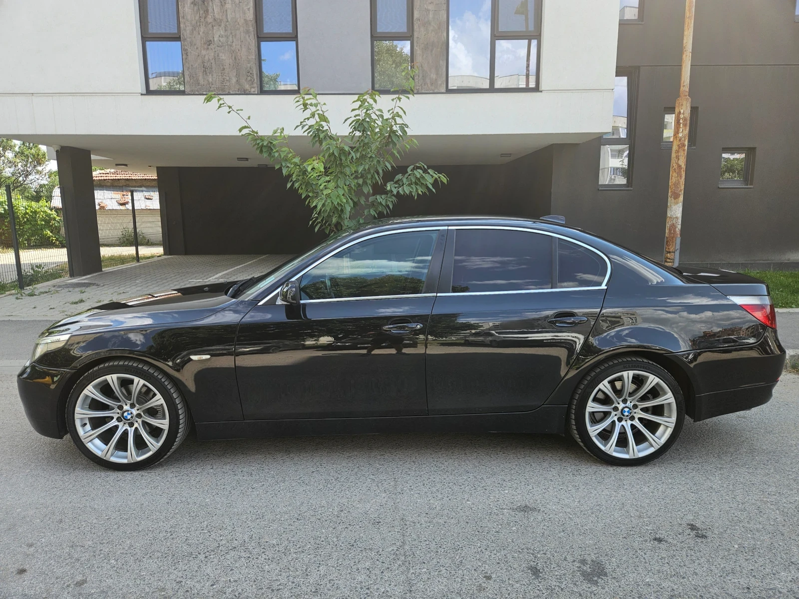 BMW 525  - изображение 4