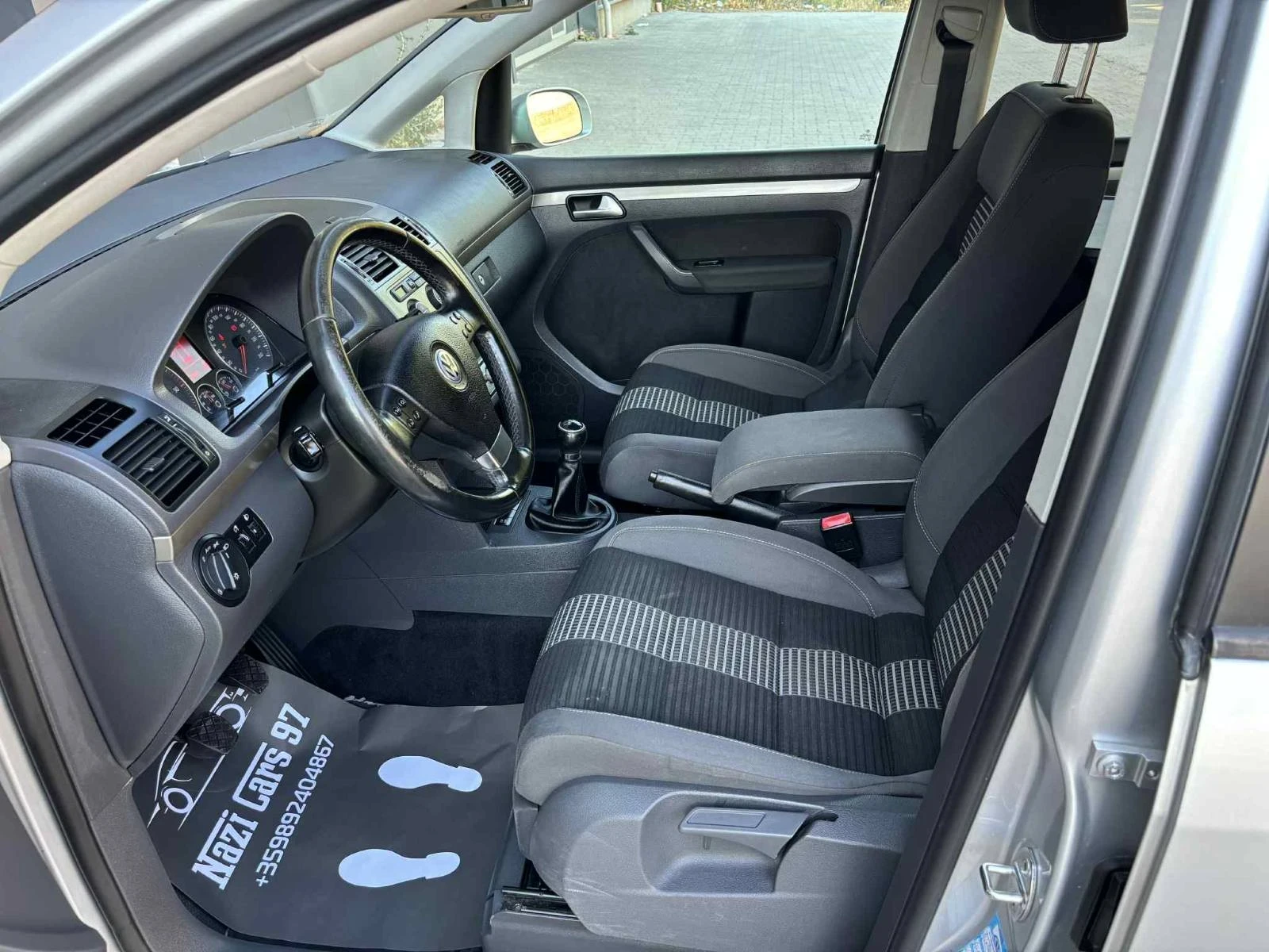 VW Touran 1.9 TDI/105к.с./7-МЕСТНА/UNITED - изображение 9